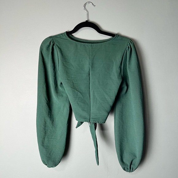 Green long sleeve crop blouse - Picture 5 of 5
